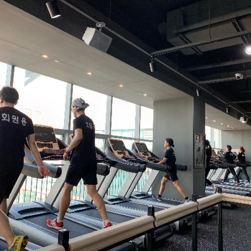 신규 오픈 ! 독산역 도보 2분 거리 인스타짐 [ 헬스 + 줌바 + 필라테스 + 사우나 + GX  ] 헬스권 양도합니다.