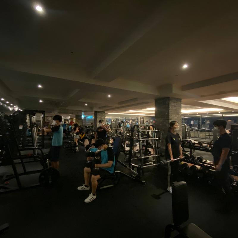 헬로우짐 주안점 헬스1년 26만원