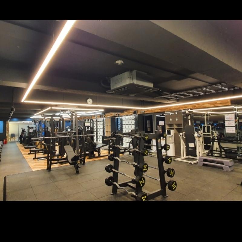 수영역 도보 3분/ 네셔널 팀 휘트니스/ 회원권 양도/ 5개월 /21만원 / 라커+운동복 포함