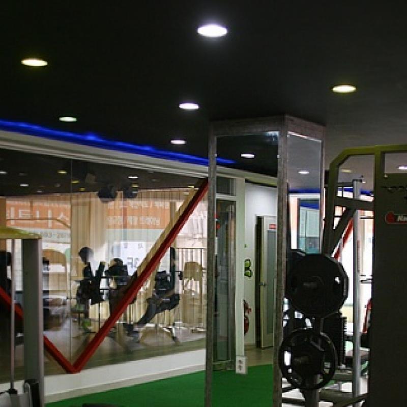 형 gym